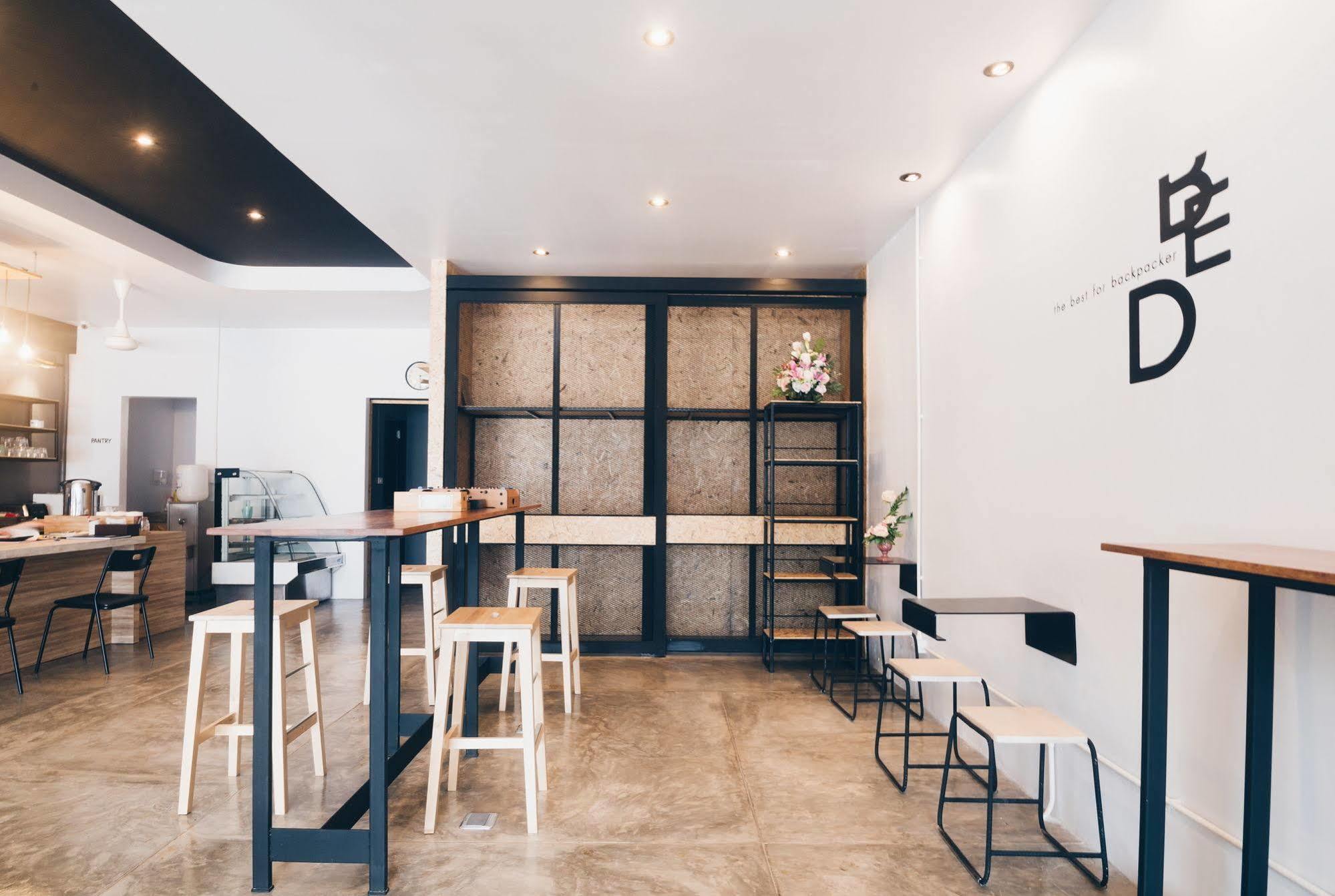 Bed Hostel Phuket Ngoại thất bức ảnh