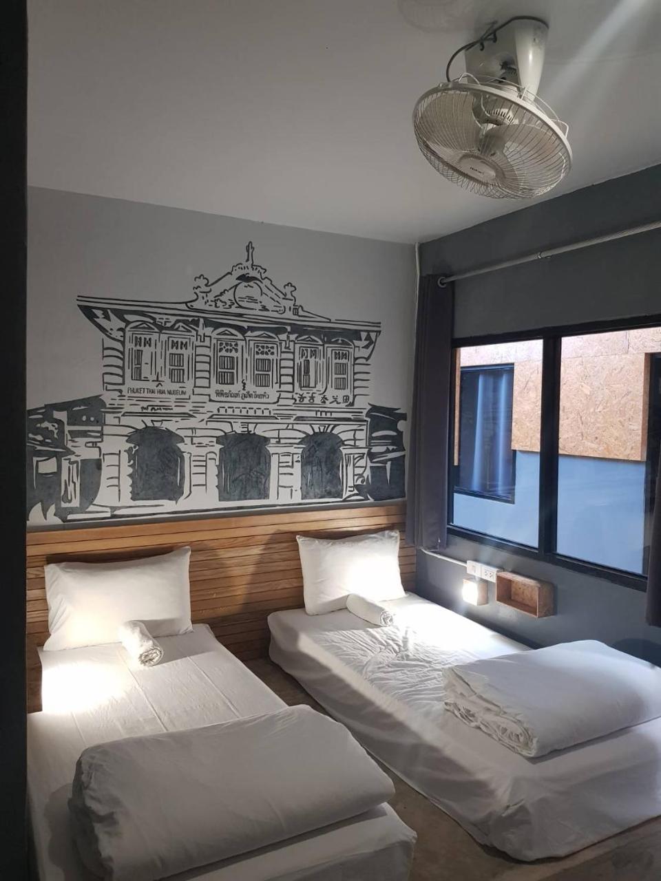 Bed Hostel Phuket Ngoại thất bức ảnh